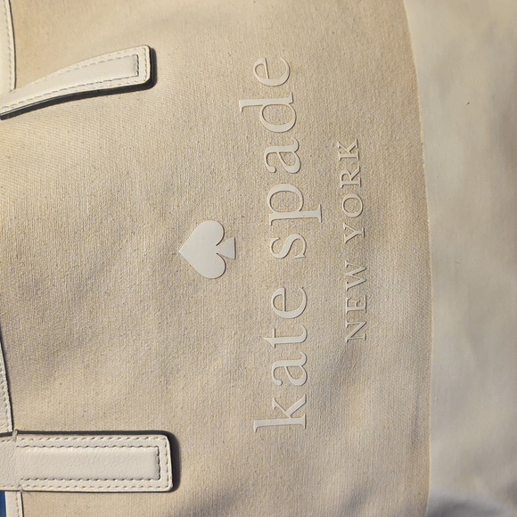 Kate Spade Ash Street Logo Triple Compartment Tote in natural/cream white canvas - Picture 12 of 16